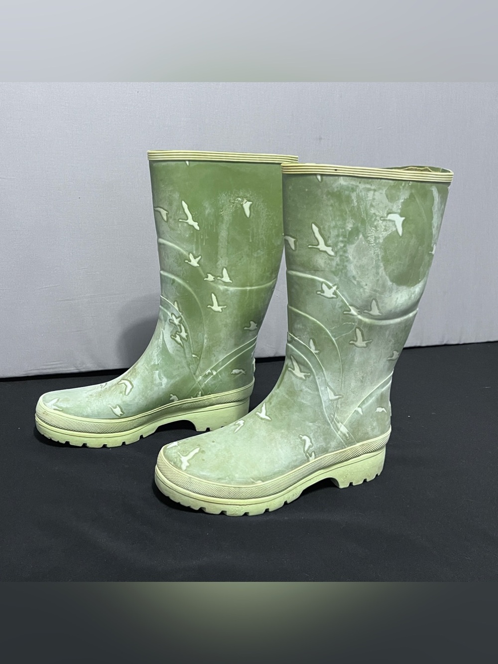 Eddie Bauer Women’s Waterproof Rain Boots Size 8